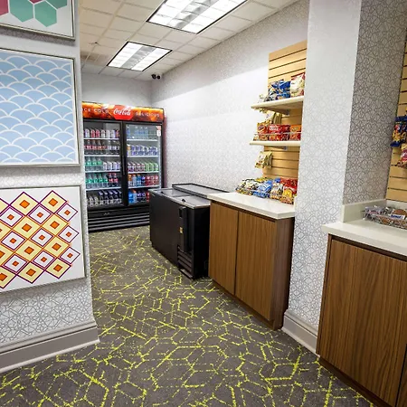 Wingate By Wyndham Lafayette Airport