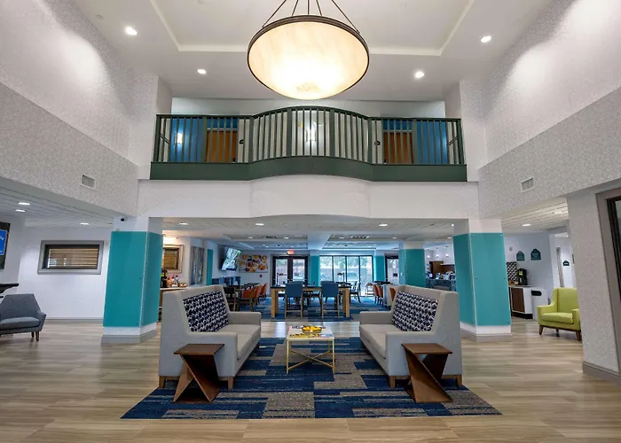 Wingate By Wyndham Airport Hotel 3*
