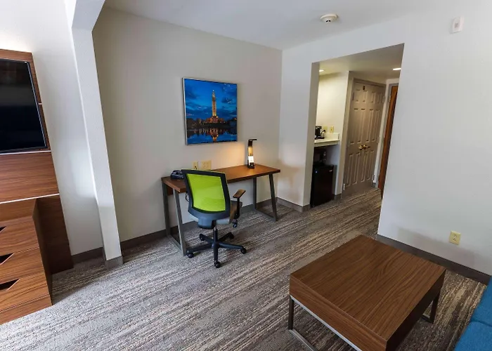 Hotel Wingate By Wyndham Airport 3*