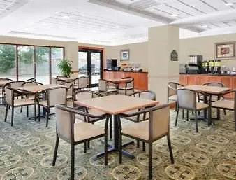 Wingate By Wyndham Airport Lafayette